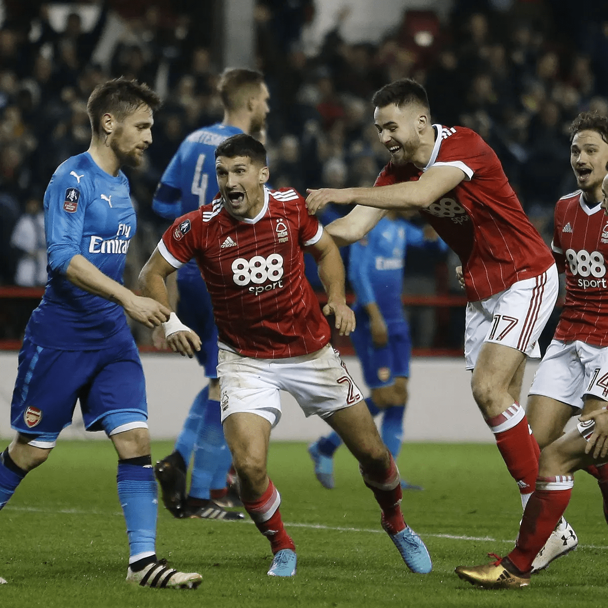 系面临重构 系面临重构